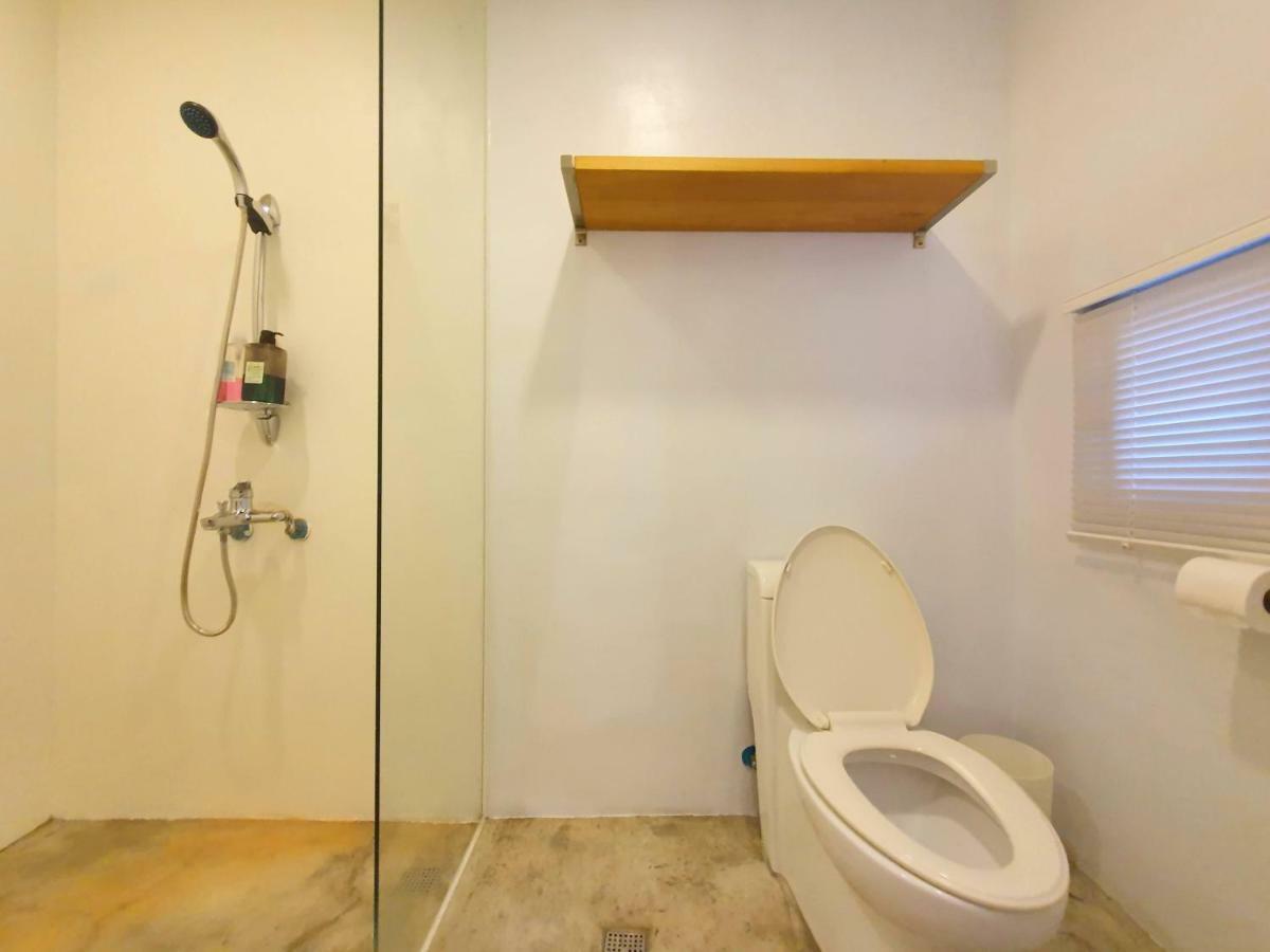 Honey House Tainan Bed and Breakfast Buitenkant foto