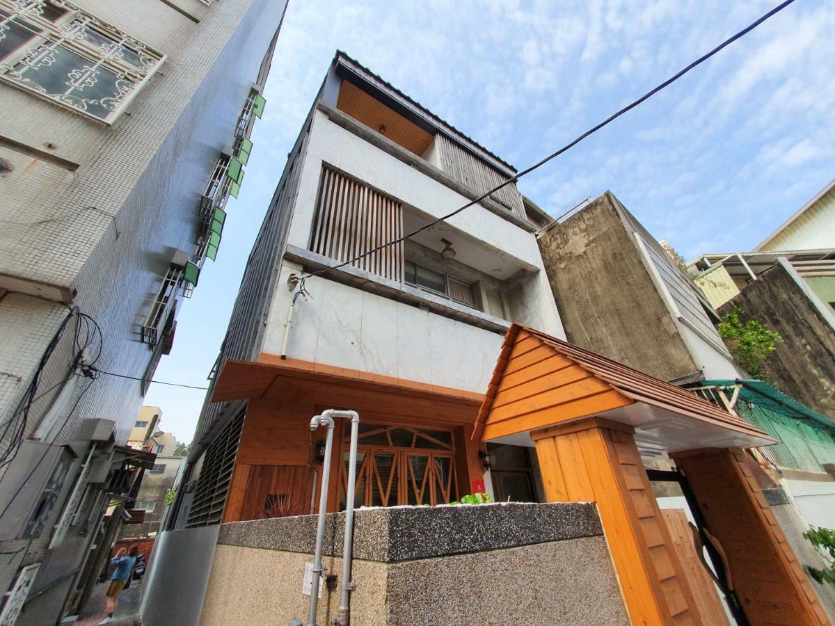 Honey House Tainan Bed and Breakfast Buitenkant foto