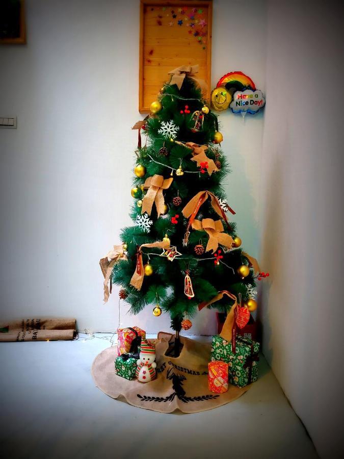Honey House Tainan Bed and Breakfast Buitenkant foto