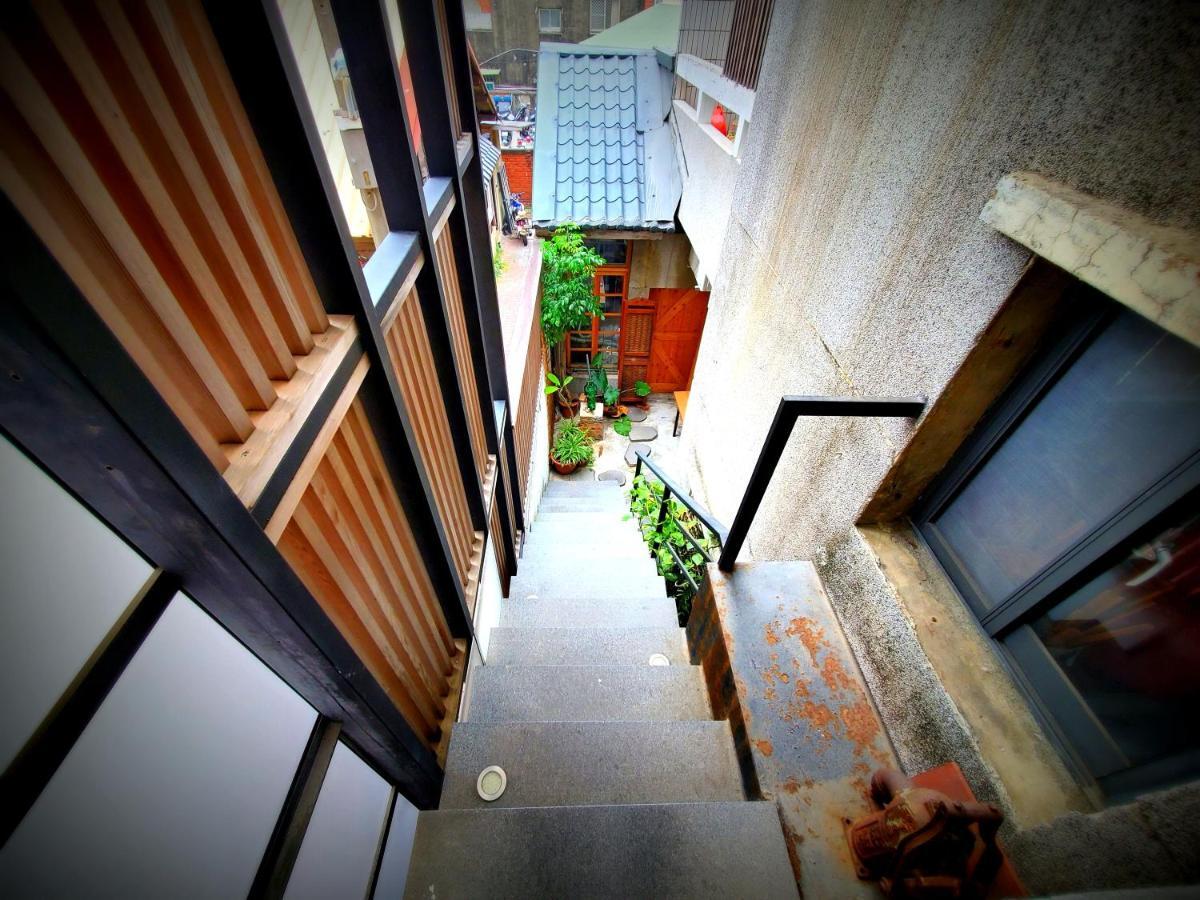 Honey House Tainan Bed and Breakfast Buitenkant foto